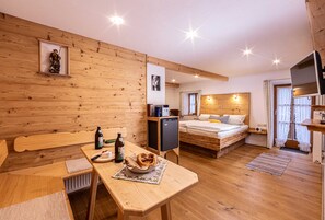 1 Schlafzimmer, Bügeleisen/Bügelbrett, Internetzugang, Bettwäsche