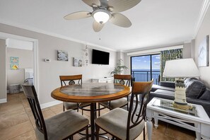 Dining - Relaxing Oceanfront Retreat-Updated 2 BR with Scenic Balcony (Myrtle Beach)