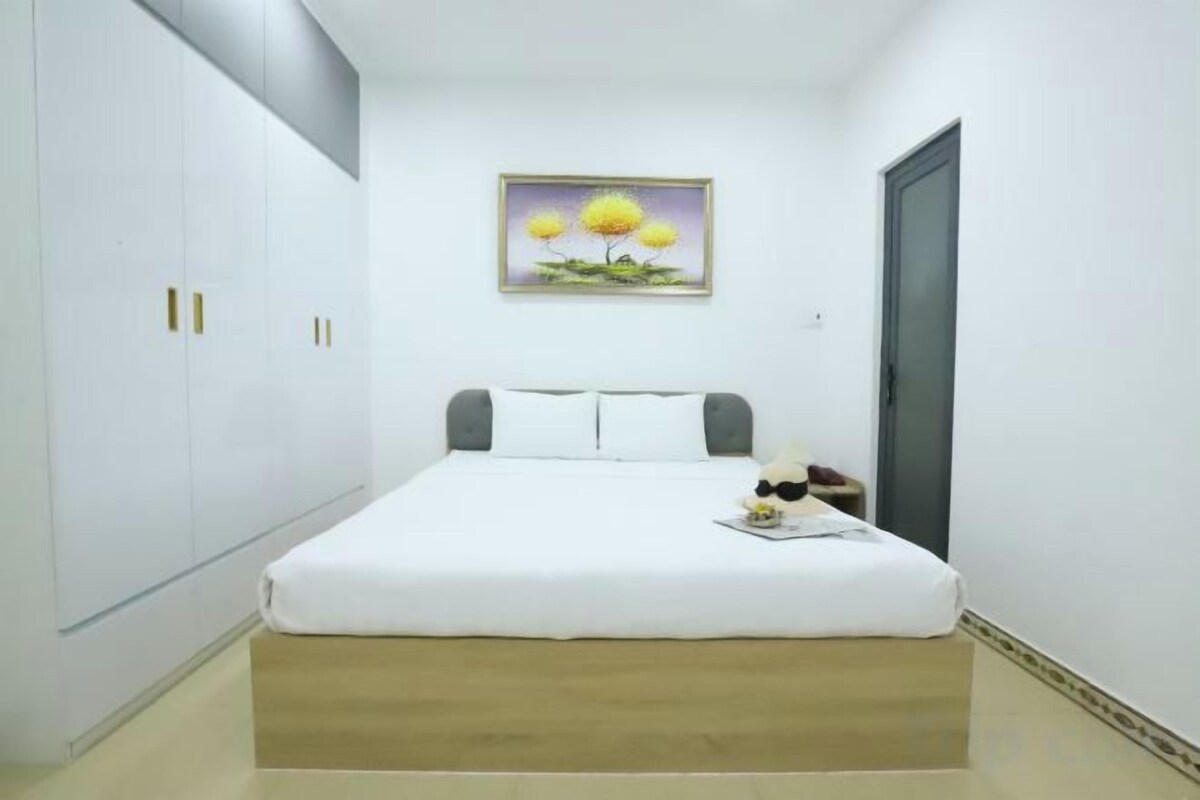 In-room safe, desk, blackout curtains, soundproofing
