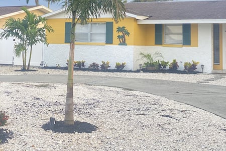 Apollo Beach Private vacation home