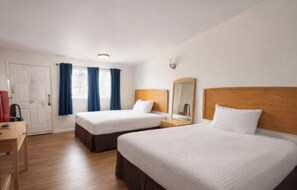 Kamer, 2 queensize bedden | Gratis wifi, beddengoed