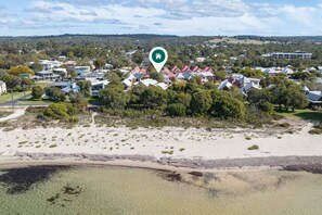 Beach nearby - Clearwater Cosy Comforts Steps from the Beach (Dunsborough)