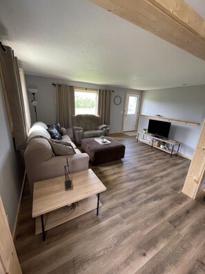 智能電視、DVD 播放機、影像庫