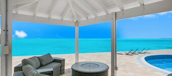 Ocean Front Property With Pool. - George Town