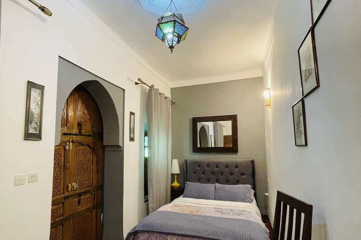 Comfort Room, 1 Bedroom | WiFi (free), bed sheets