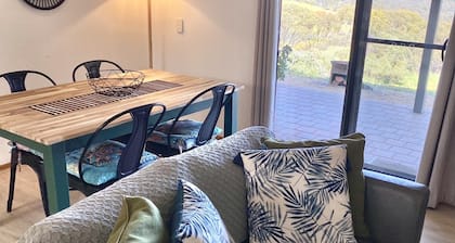 Hideaway Country Cottage