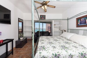3 habitaciones, tabla de planchar con plancha y wifi gratis