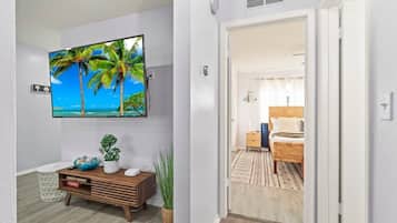 3 bedrooms, iron/ironing board, travel crib, WiFi