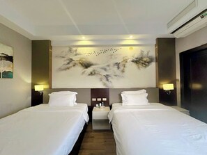 Executive Twin Room | In-room safe, individually furnished, desk, soundproofing - Dong Do Minh Nguyet (Bac Ninh)