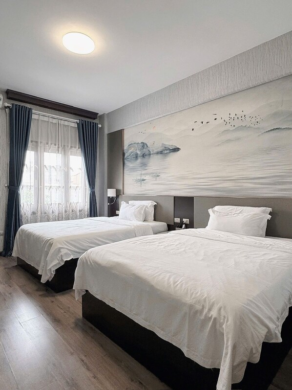 行政雙床房 | 1 間睡房、房內夾萬、獨特裝修、書桌