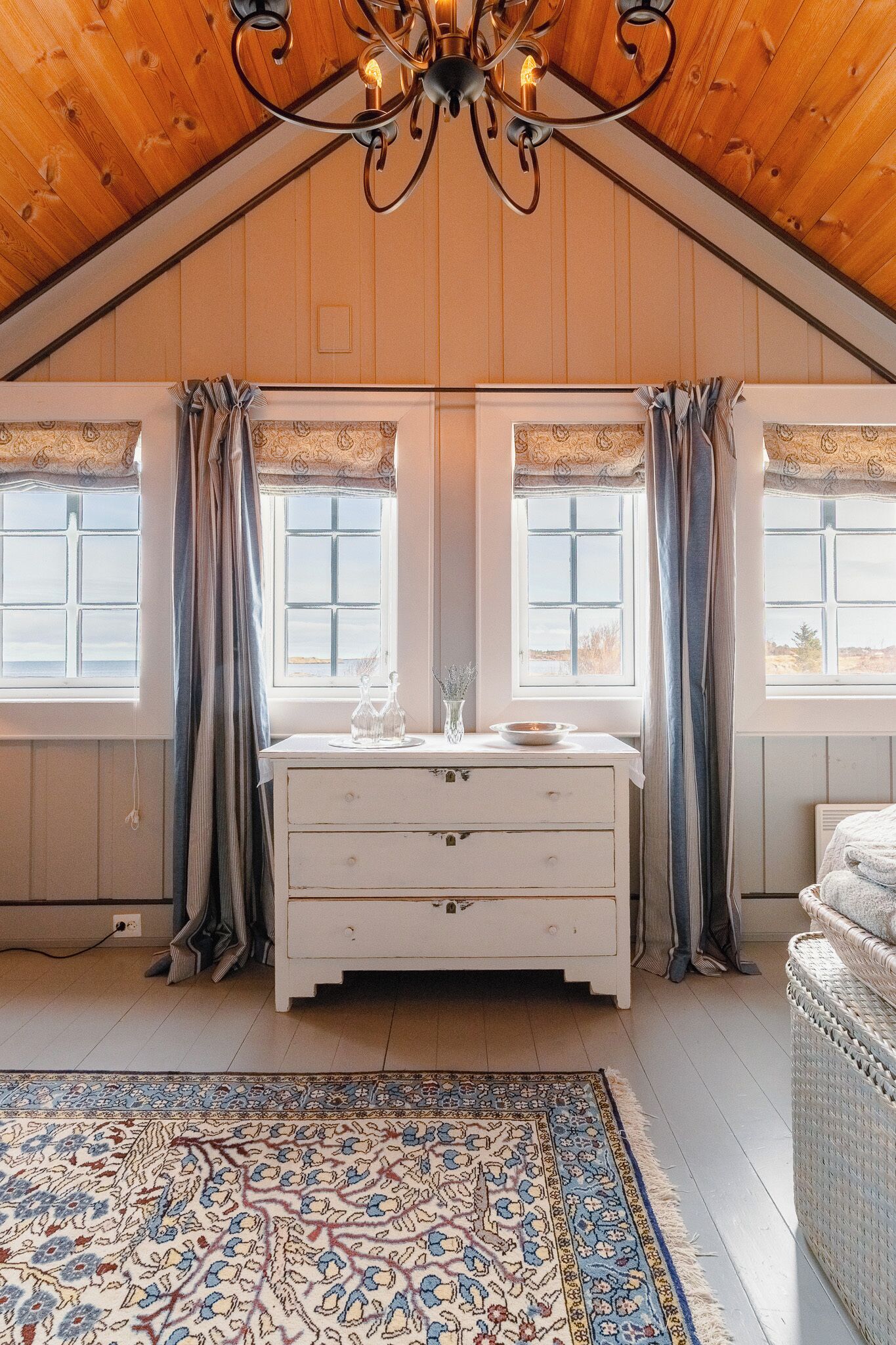 Exclusive-villa | Dundyner, individuelt design, individuel indretning, lydisolering