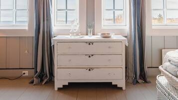 Exclusive Villa | Down duvets, individually decorated, individually furnished