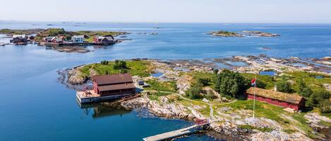 Exclusive Villa | Property grounds