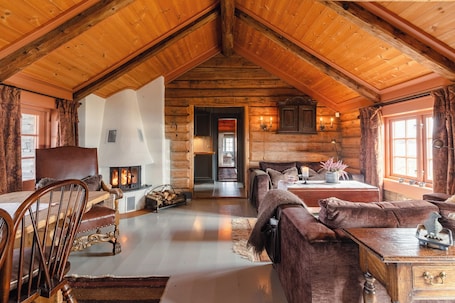 Living area. Korsholmen - by Classic Norway Hotels