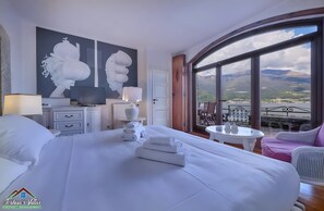 4 chambres, fer et planche à repasser, Wi-Fi gratuit, draps fournis