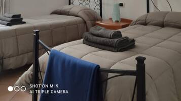 2 多间卧室、熨斗/熨衣板、免费 WiFi、床单