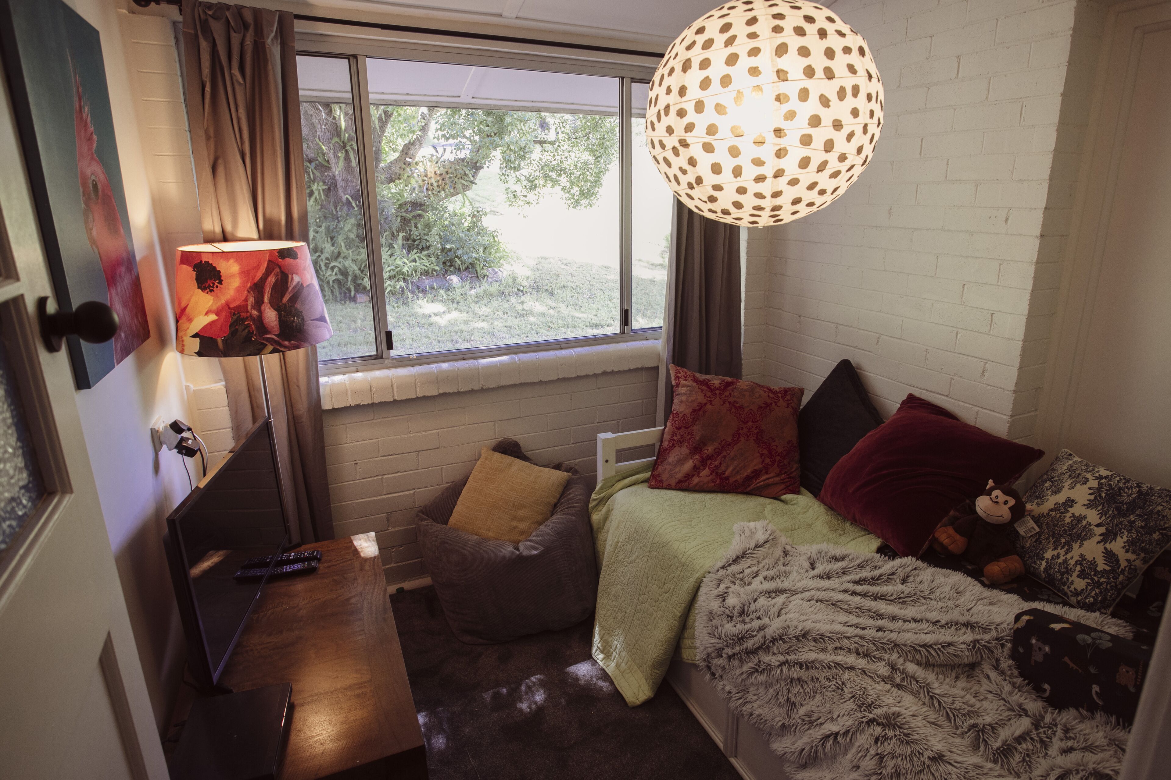 Enjoy a Relaxing Countryside Stay in the Rural Village of Mallanganee