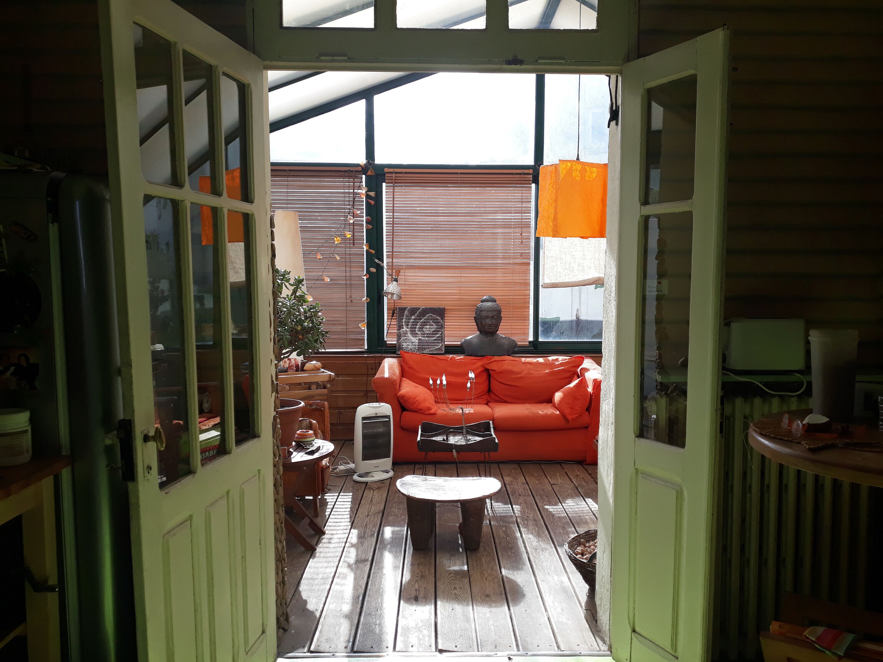 Vacation Home "Maison D'artiste" with Private Terrace & Wi-Fi