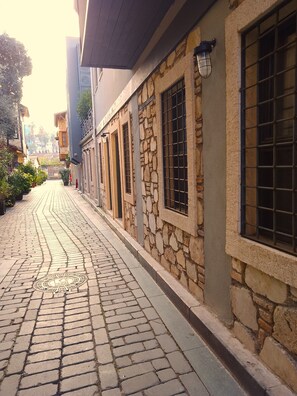 Street view - Warm Studio Flat with Patio LOTUS (Antalya)