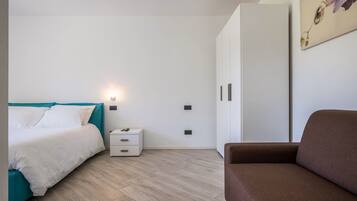 1 camera, Wi-Fi gratuito, lenzuola