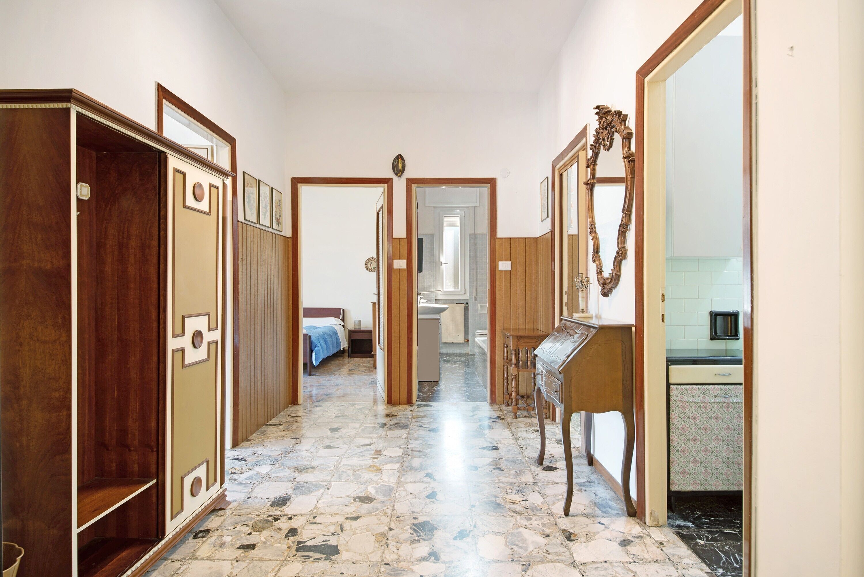 3 chambres, fer et planche à repasser, Wi-Fi gratuit, draps fournis