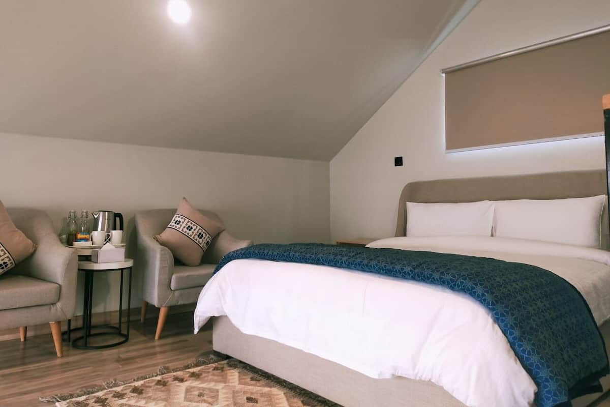Family Villa | 1 bedroom, premium bedding, in-room safe, desk