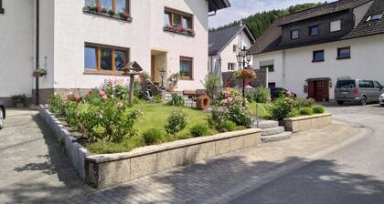 2. Apartment mit 44 qm / Provisorisch Angelegt, Wird Weiter Bearb