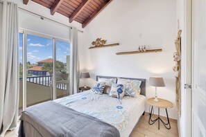 2 bedrooms, WiFi, bed sheets - Kas Bougainville on the Water of the Laguna Marina (Kralendijk)