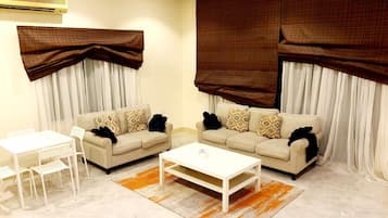 Family Apartment | Ruang tamu