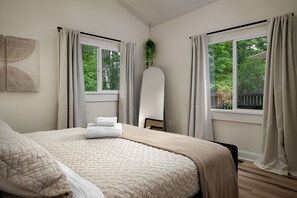 2 chambres, fer et planche à repasser, Wi-Fi gratuit, draps fournis