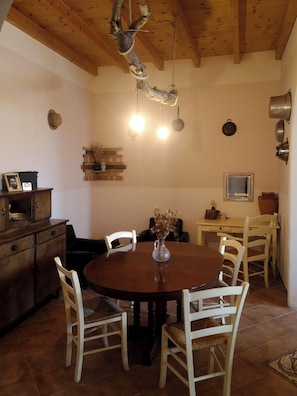 Living area - Tobia's House  (Giuggianello)