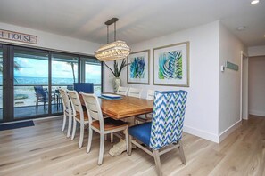 Dining - Beach House 15 - Direct gulf front home with pool and tennis (Captiva)