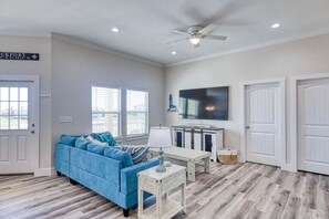 TV - Get ready to enjoy Sunny Daze on the coast (Rockport)