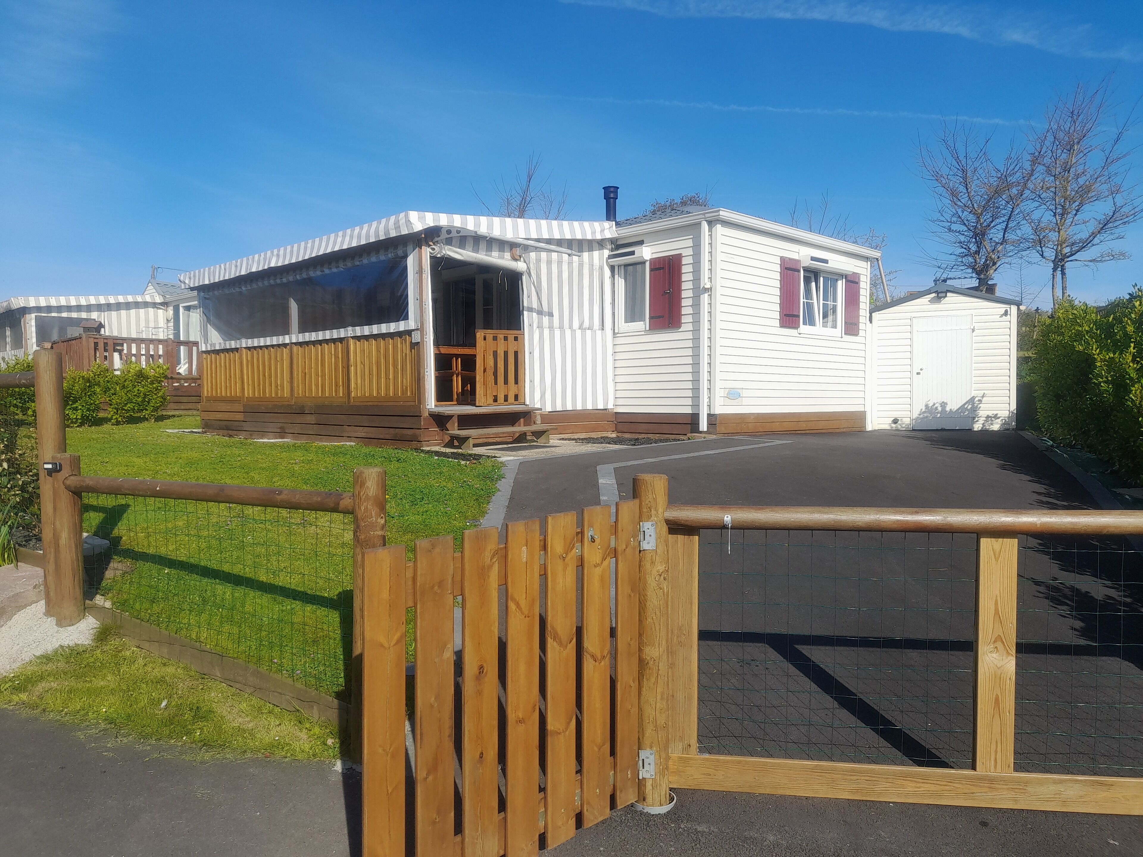 Mobil Home Domaine de la Ville Rogon