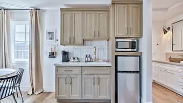 Fridge, microwave, coffee/tea maker, toaster