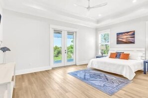 6 habitaciones, escritorio, tabla de planchar con plancha y wifi 
