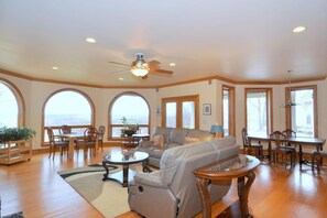 تلفزيون، مدفأة