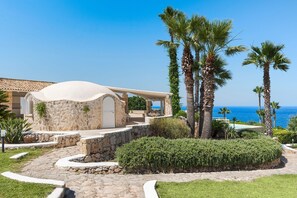 Exterior - Villa with pool, sea front location , Plemmirio, DiCasaInSIcilia (Siracusa)