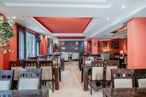 Restaurant - Hotel Sandhya Kasol (Bhuntar)