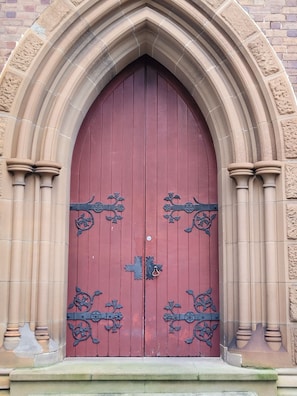 Exterior detail - Stylish Art Deco Studio in the heart of Rushcutters Bay (Rushcutters Bay)