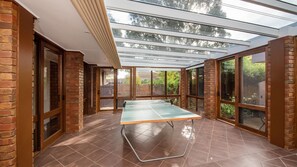 Game room - Peaceful Family Favourite in Somers (Somers)