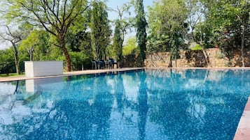 Indoor pool, outdoor pool