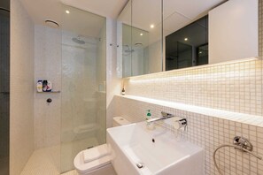 Basic Apartment, Multiple Beds | Bathroom - 2-bed in South Melbourne w/ Beautiful City Views (South Melbourne)