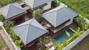 Basic Villa, Berbilang Katil | Bahagian luar