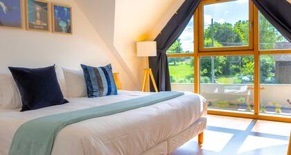 Luxurious 15-Person Retreat with Pool, Jacuzzi, Sauna, and More Near Le Mans