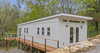 Sunlight Tiny House at Linn Valley Lakes