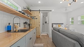 2 habitaciones, wifi gratis y ropa de cama