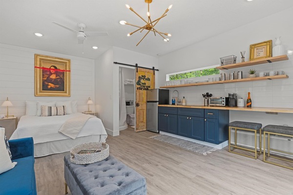 Living Room, Kitchenette, Bathroom, and Queen Bed