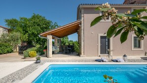 Pool - Villa Ena (Istria - Marcana) (Marcana)