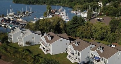 Chic and Modern Beach Front Condo with Lake Views